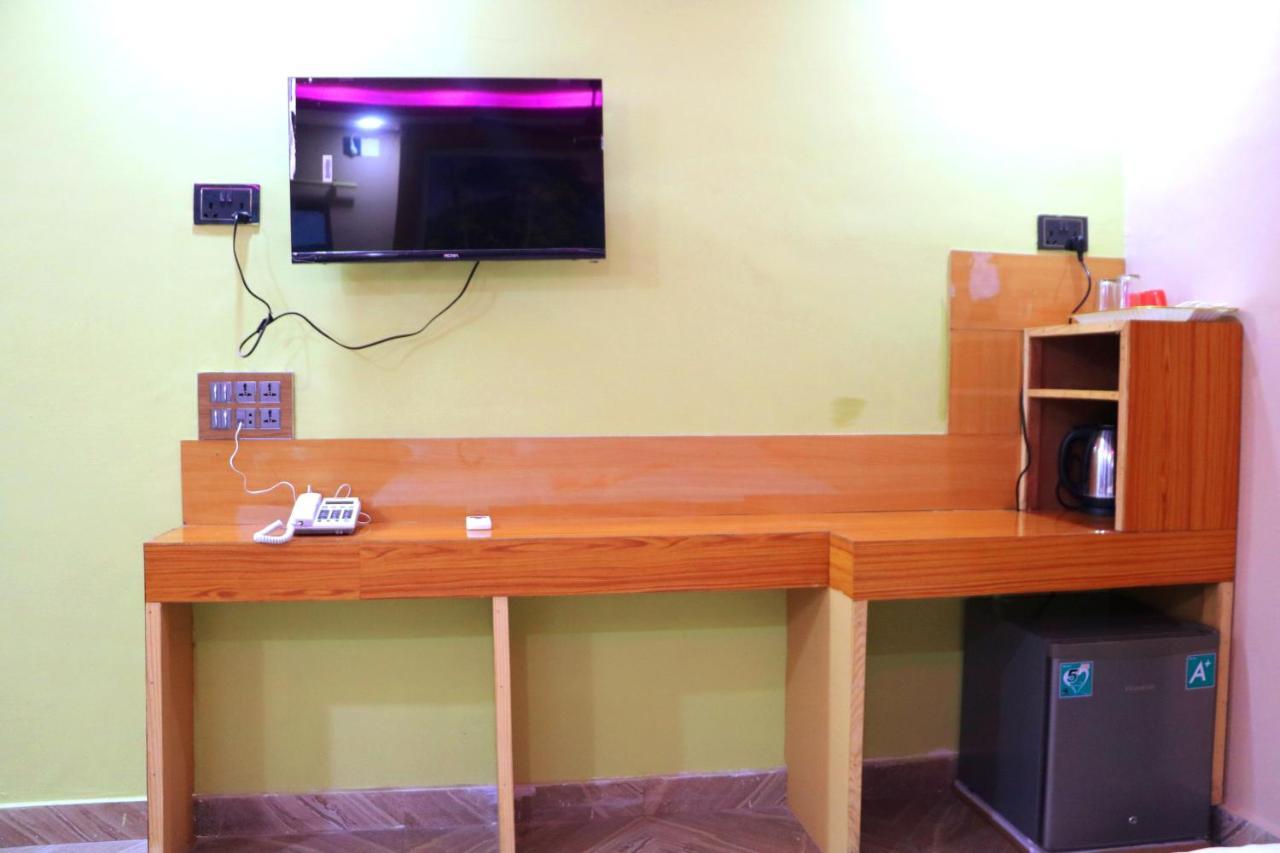 Hotel National Park Sauraha- Homely Stay And Peaceful Location With Jungle Safari Arrangements Luaran gambar