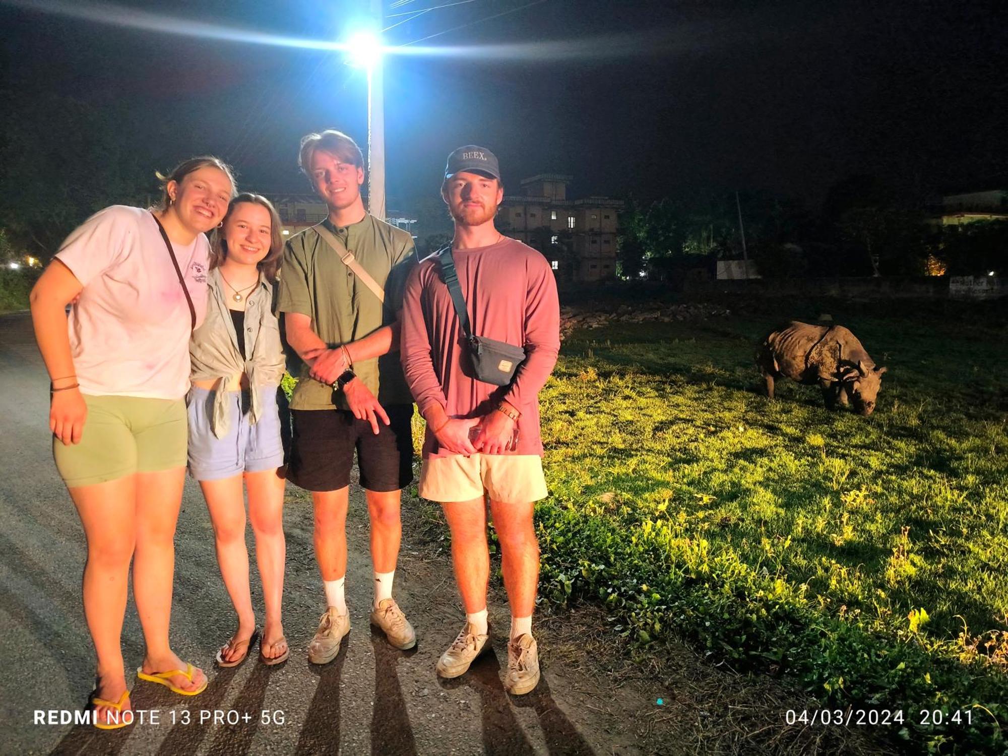Hotel National Park Sauraha- Homely Stay And Peaceful Location With Jungle Safari Arrangements Luaran gambar